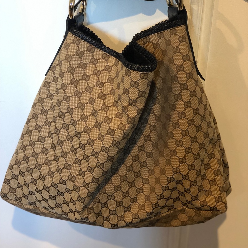 Hobo bag